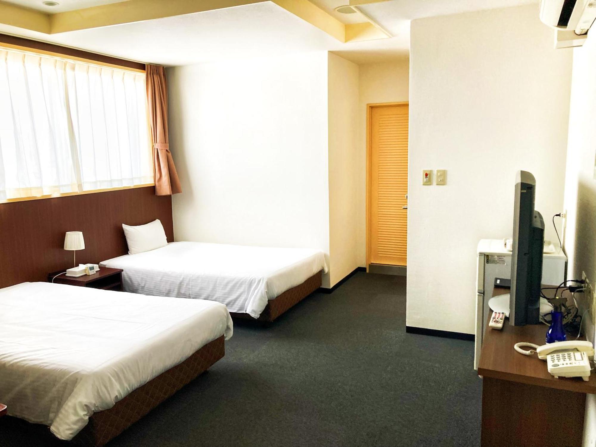 Okinawa Hotel Precia Наха Екстер'єр фото