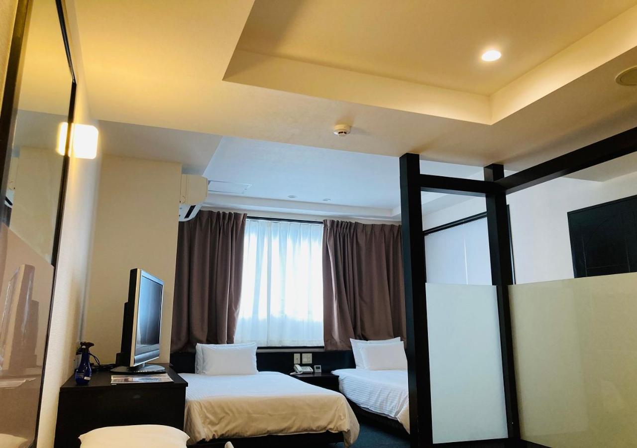 Okinawa Hotel Precia Наха Номер фото