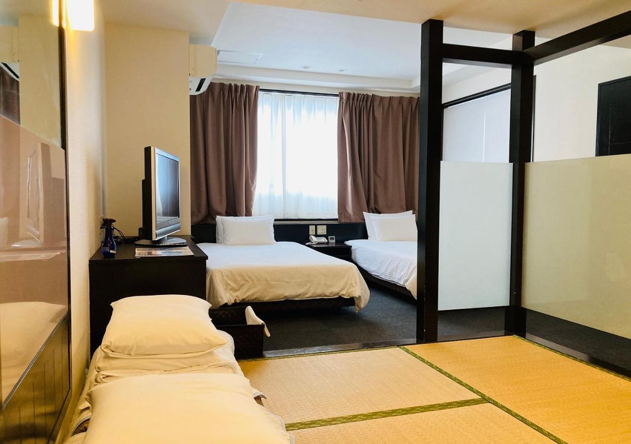 Okinawa Hotel Precia Наха Номер фото